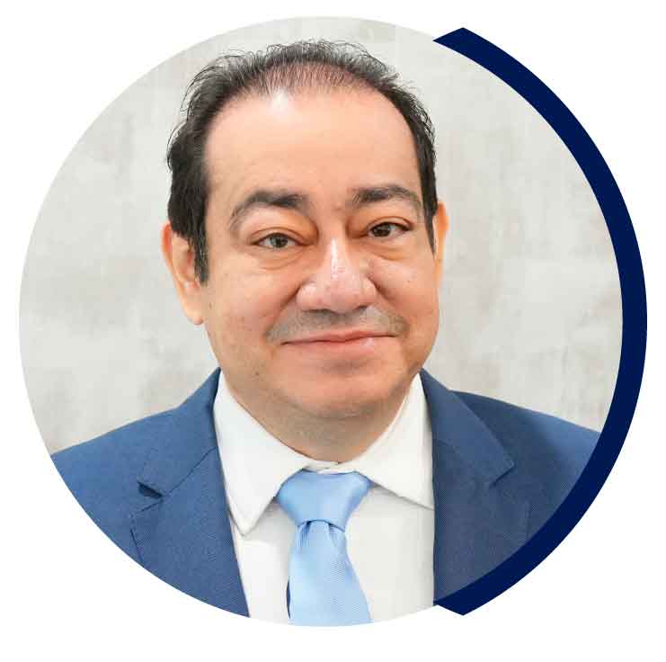 Dr. Cesar Aurelio Ceballos Peña