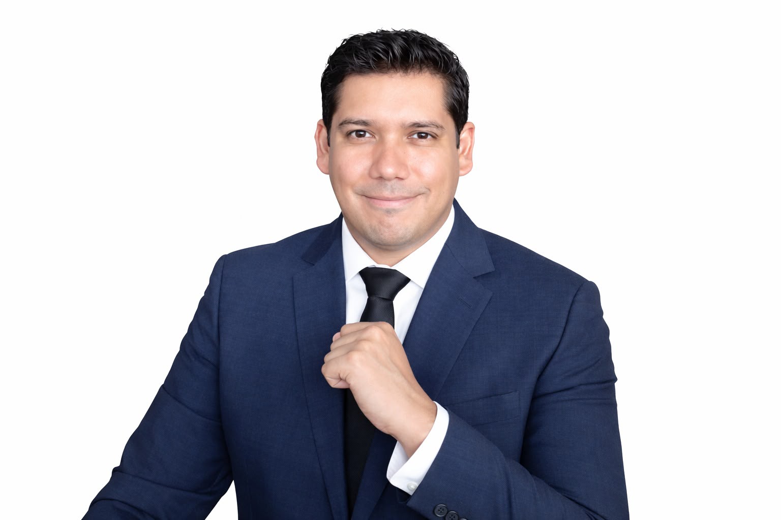 Abogado Sergio Victorio Gibrán González Cibrián, invitado a Diálogo Tributario